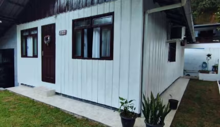Casa com 3 quartos à venda na Rua Belo Horizonte, 1444, Glória, Blumenau, 104 m2 por R$ 450.000
