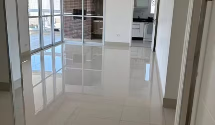 Apartamento na Vila Suzana com 137m², 3 quartos, 3 suítes, 3 vagas.