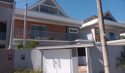 Linda casa Casa a venda em Vargem Pequena em Condomínio fechado com 4 Quartos e 6 banheiros, 240 m²!!
