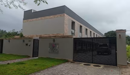 Linda casa com 2 Suítes a venda Em Vargem Grande em Condomínio Fechado !!!