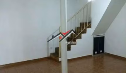 Casa para Alugar nos Fundos – 1 Dormitório com Suíte e Quintal Privativo