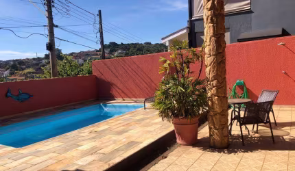 Casa com 4 dormitórios, 371 m² - venda por R$ 1.400.000,00 ou aluguel por R$ 6.683,85/mês - Jardim Coleginho - Jacareí/SP