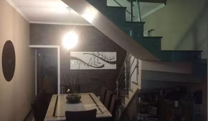 Sobrado para venda tem 180m² com 3 quartos em Vila Zelina - São Paulo - SP