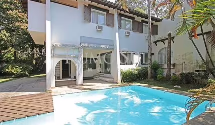 Casa com 3 quartos à venda na Avenida Manoel dos Reis Araújo, 130, Jardim Marajoara, São Paulo por R$ 2.500.000