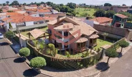 Casa a Venda em Pederneiras