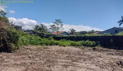Terreno à venda no Jardim Rio da Praia, Bertioga  por R$ 390.000
