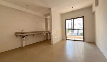 Apartamento novo no condomínio Sense Residence, com 02 dormitórios, 02 banheiros e 01 vaga.