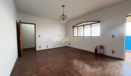 Apartamento na Avenida Nossa Senhora da Paz, com 04 dormitórios, 03 banheiros e 01 vaga de garagem.