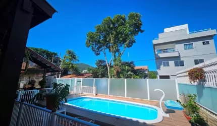 Casa à venda, 129 m² por R$ 980.000,00 - Cachoeira do Bom Jesus - Florianópolis/SC