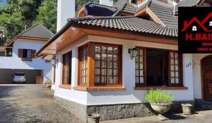 CASA VENDE CAPIVARI CAMPOS DO JORDÃO, 5 DORMS (2 SUÍTES), 700 M², PISCINA
