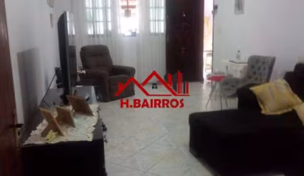 Casa com 03 Dormitórios à Venda no Jardim Satélite - SJCampos