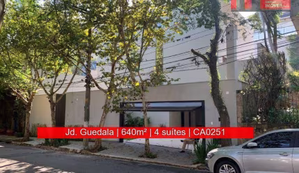 Casa com piscina, 640m², 4 suítes, 4 vagas, R. Prof. Eduardo Monteiro, 387 - Morumbi
