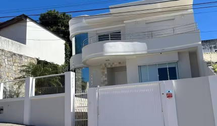 Imóvel à venda em Florianópolis no bairro Canto por R$ 1.950.000,00