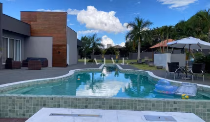 Casa alto padrão para venda e locação 650m²/05 quartos (sendo 4 suítes)/04 vagas - Cond.Estancia Bo