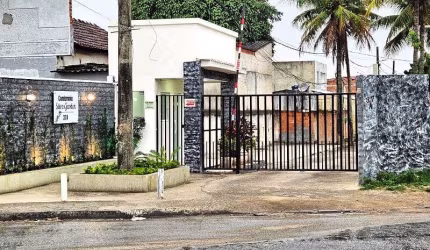 Lindo terreno plano em condomínio
