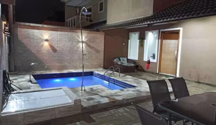 Casa em condomínio fechado com 3 quartos à venda na Rua Manoel Salgado, Vargem Pequena, Rio de Janeiro por R$ 1.100.000