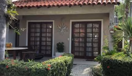 Casa em condomínio fechado com 3 quartos à venda na Estrada dos Bandeirantes, Vargem Pequena, Rio de Janeiro, 133 m2 por R$ 920.000