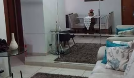 Apartamento com 2 quartos à venda no Jardim Holanda, Uberlândia  por R$ 185.000