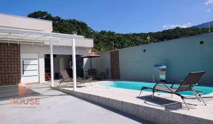 Casa com 3 dormitórios à venda, 110 m² por R$ 960.000,00 - Massaguaçu - Caraguatatuba/SP