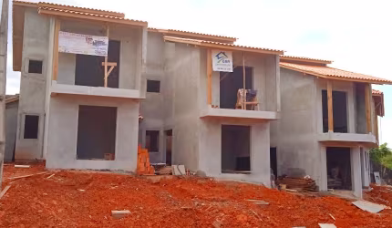 Casas Individuais com 3 dorm. e vista mar