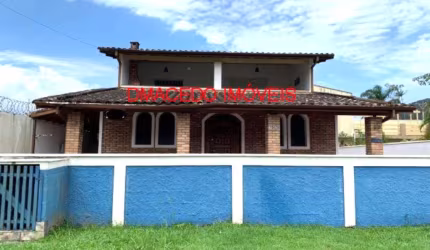 Casa com 3 quartos à venda na RUA PARAIBA, 164, Praia da Lagoinha, Ubatuba por R$ 720.000