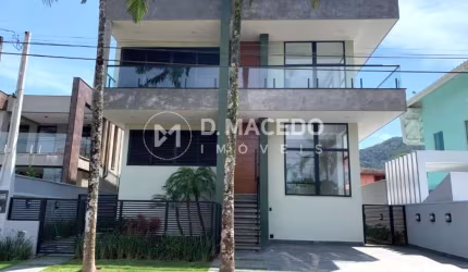 Casa em condomínio fechado com 4 quartos para alugar na AVENIDA COPACABANA, Praia da Lagoinha, Ubatuba por R$ 2.500 Por Dia