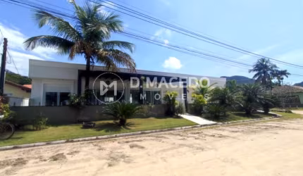 Casa com 3 quartos para alugar na AVENIDA COPACABANA, 734, Praia da Lagoinha, Ubatuba por R$ 2.800 Por Dia