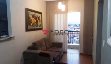 Apartamento semi mobiliado/ 02 Dormitórios/ Zona Sul/50m²/ São José dos Campos