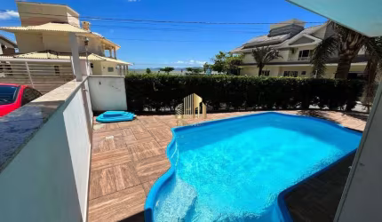 Apartamento à venda, no Bairro Praia de Fora, Palhoça-SC, com 2 quartos, sendo , com 1 vaga