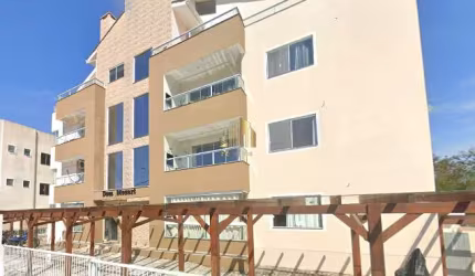 Apartamento à venda, no Bairro Ingleses do Rio Vermelho, Florianópolis-SC, com 2 quartos, sendo 1 suíte, com 1 vaga