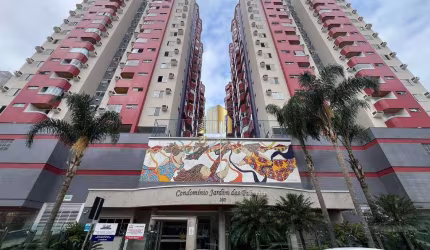 Apartamento para aluguel, no Bairro Campinas, São José-SC, com 4 quartos, sendo 1 suíte, com 1 vaga