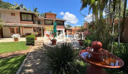 casa resort com 4 suítes, piscina e área gourmet incrível em condominio fechado