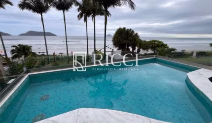 Casa de luxo em condomínio à venda em Juquehy, São Sebastião-SP: 4 quartos, 4 suítes, 4 salas, 5 banheiros, 3 vagas de garagem, 198m².