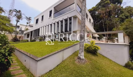 Casa com 5 quartos à venda no Marapé, Santos  por R$ 12.000.000