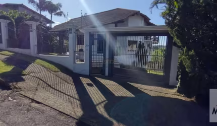 CASA CHARMOSA A VENDA NA ENCOSTA DO SOL EM ESTANCIA VELHA-RS.