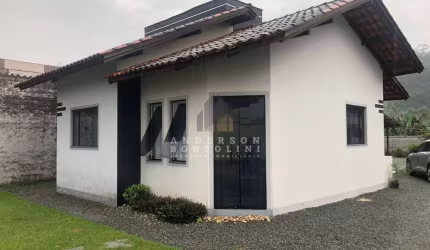 Casa com 2 quartos à venda no Jaraguá 99, Jaraguá do Sul , 70 m2 por R$ 575.000