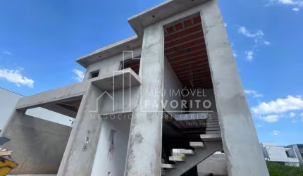 Casa à Venda - Reserva Ermida - 3 suítes - R 1.680.000,00