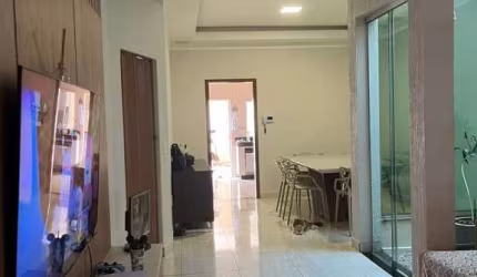 Casa para Venda em Uberlândia, Jardim Inconfidencia, 3 dormitórios, 1 suíte, 2 banheiros, 6 vagas