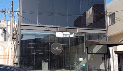 Predio em Centro  -  Macaé