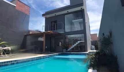 Sobrado com 3 dormitórios à venda, 140 m² por R$ 960.000,00 - Massaguaçu - Caraguatatuba/SP
