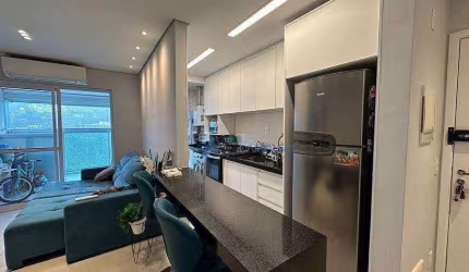 Apartamento com 2 dormitórios à venda, 66 m² por R$ 799.000,00 - José Menino - Santos/SP