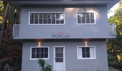 CASA COM 3 DORMITÓRIOS A VENDA PICO DO OLHO D'AGUA