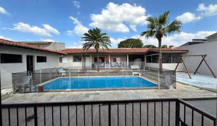 Casa á venda com 460 m²  com piscina  - Bairro  Alvinópolis - Atibaia - SP