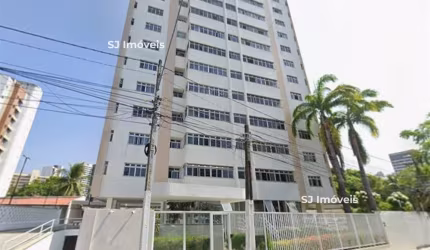 Apartamento no Bairro Cocó