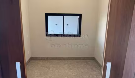 Quinta do Lago casa possuindo 03 dormitórios