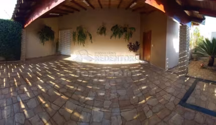 Amoras 1 - Casa com 3 dorms, sendo 1 apto, sala, coz plan, varanda com churrasqueira