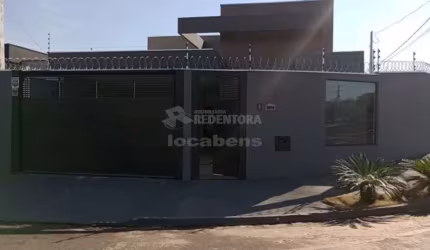 Excelente Casa Residencial para Venda - 3 Dormitórios / Setvalley