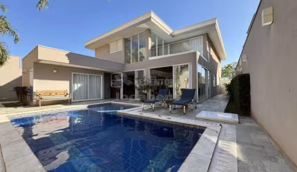 Lindíssima Casa Damha V com 4 dormitórios