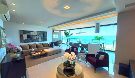 D'Azur - Odebrecht • VISTA MAR PERMANENTE• 242 m² - 4 Suítes - sendo uma master com closet -Varanda