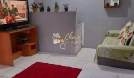 Casa à venda no Embu das Artes com 2 Dormitórios